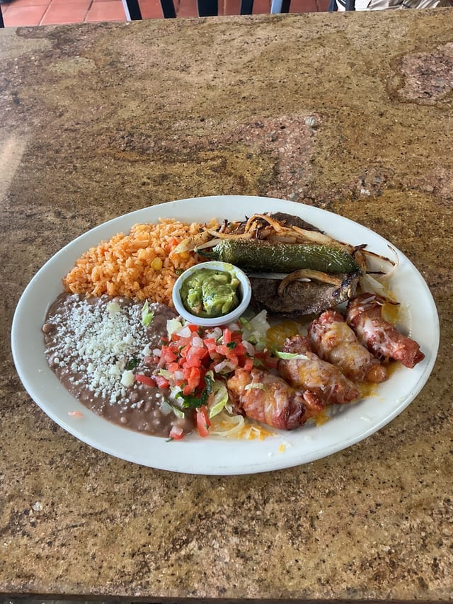 Lomita Plate.