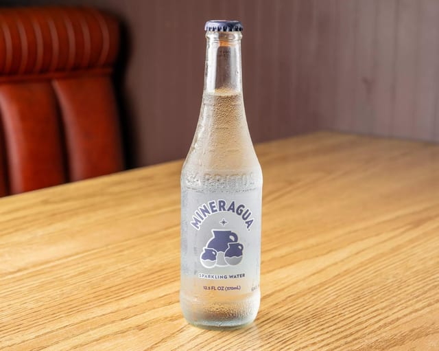 Agua Mineral.