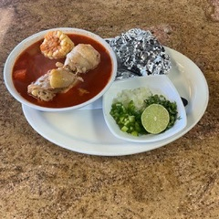 Caldo de Pollo